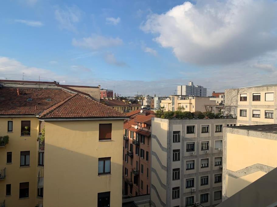 Apartamento Milano Besana Rent House Exterior foto